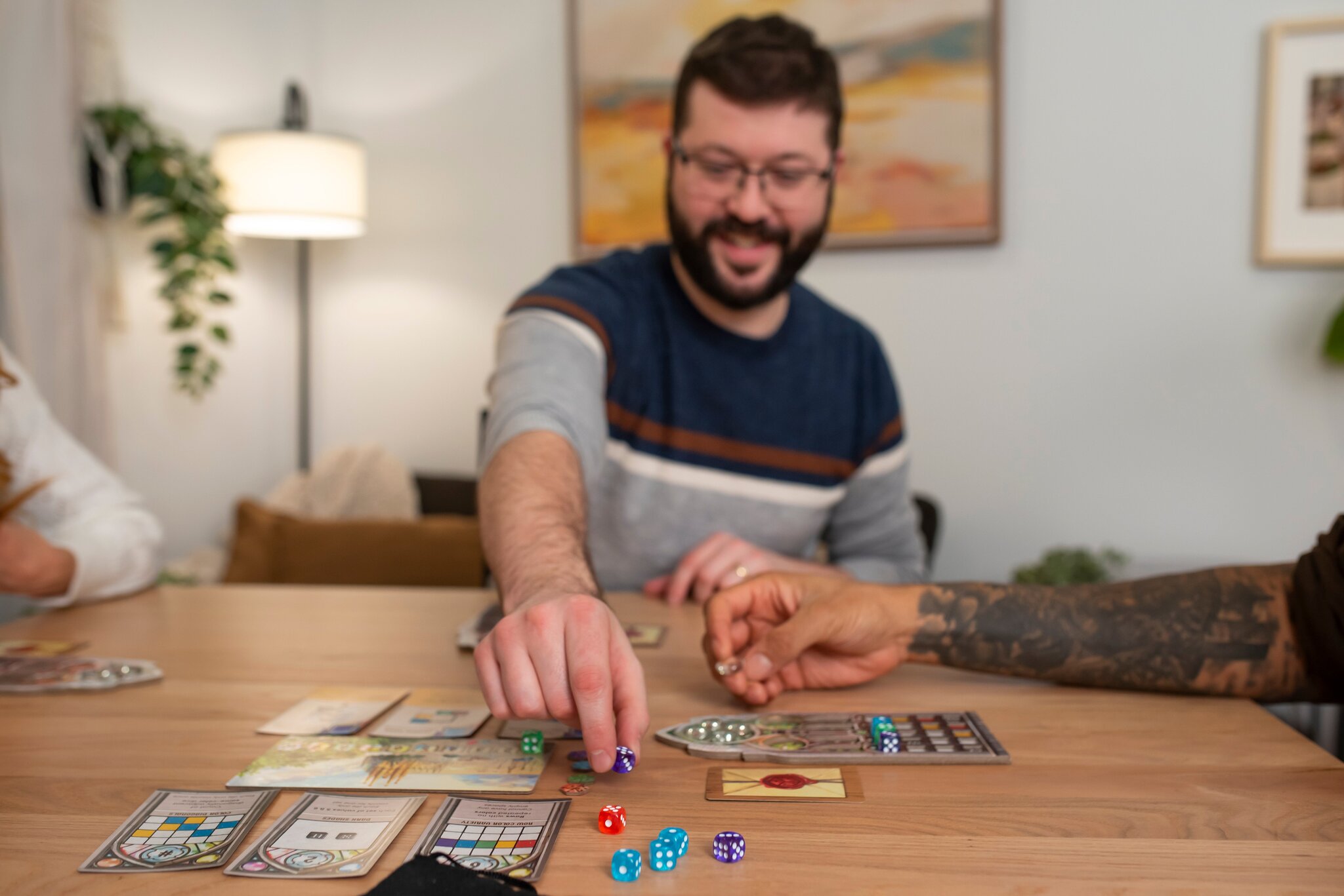 Featured image for Sagrada: Panorama Expansion Brings Six Players to the Table
